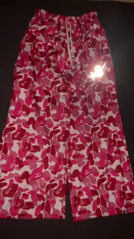 visit showcase g #gearandgrind #sagandswag #baggypants 