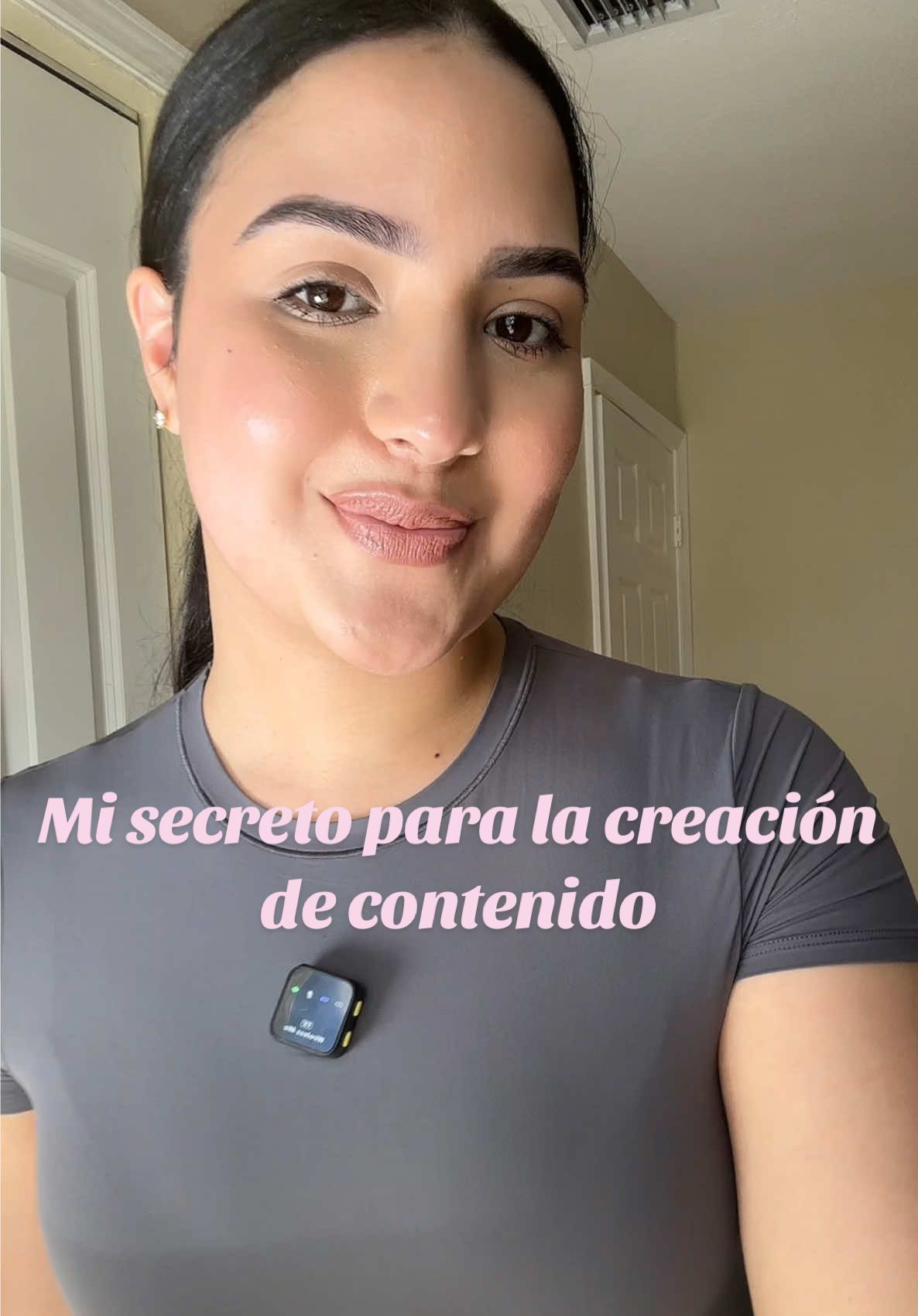 Cómo subirle la calidad a tus videos? pues con estos micrófonos inalámbricos tus videos, pasarán a una calidad superior, te los dejo etiquetados aquí abajito en el carrito naranja 