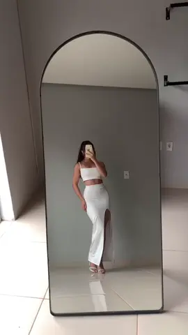 Conjunto Longo Cropped Alcinha Saia Com Fenda Lateral Modelagem Perfeita No Corpo Suplex Premium  Link na bio 👆🏽