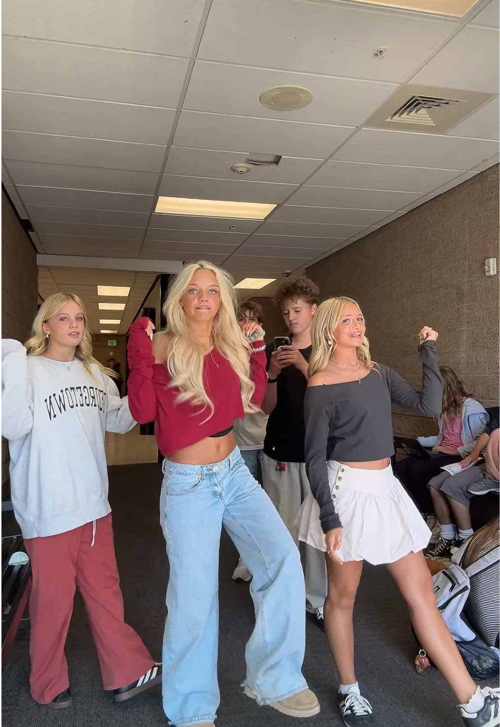 @Hudson jambor @kostyn #fyp #dance #fit #dancetrend #blonde 