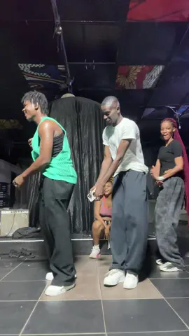 Li nexna way😆😆@Bilou XIV #tiktoksenegal🇸🇳 #pourtoi #dancechallenge #viralvideo #fyp 