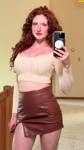 Cute skirt and sweater outfit, with heels of course ❤️