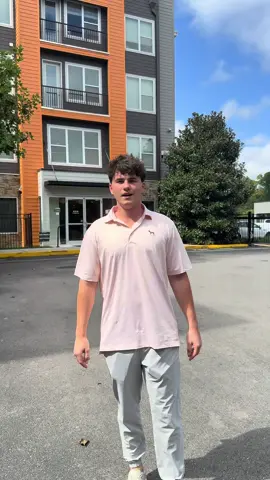 Come check out the @University Walk apartments with me!! 