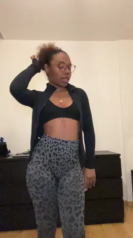 Petite vidéo après ma séance de sport 😉  #tl2s #danse #turnmeon #kevinlyttle 