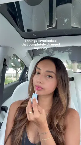 5 things I overlooked that completely changed my body 🍓✨⬇️   1. walking hitting around 10k steps every day made such a difference in my energy/digestion and helped tone my muscles 2. hydrating actually drinking enough water (and electrolytes) has been a game changer for my skin and keeps me full longer 3. pilates at least once a week mixing this in with weights helped tone smaller muscles and gave me abs 4. prebiotics + probiotics fixing my gut health helped with bloating/energy and basically cured my acid reflux  5. fruit over sweets swapping candy and cookies for fruit helped curb cravings and made me feel so much better overall #wellnessjourney #healthylifestyle #fitnessjourney #pilates #guthealth    