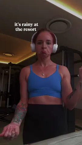 I’m no professional but I felt good after getting this in 🤗 #upperbodyworkouts #upperbodystrength #shouldersworkout #tricepsworkout 