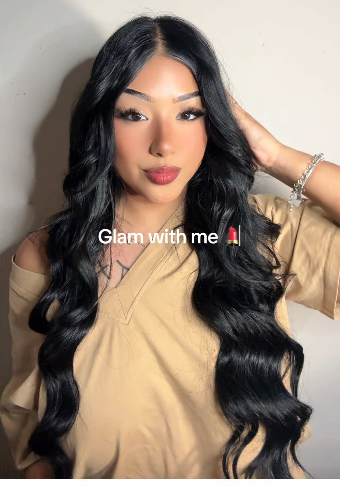 Happy Tuesday! 💛 #fypシ #makeup #grwmmakeup #makeuptutorial #grwm 