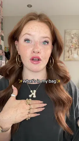 I don’t know how I actually get so much in this bag BUT HERE ARE THE PURSE ESSENTIALS @NYX Cosmetics Canada @NYX Professional Makeup @noyzfragrance @Supergoop @SAINT LAURENT 