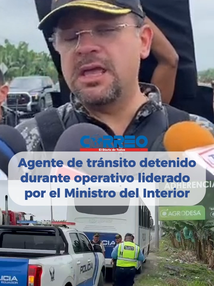 #Machala En pleno operativo por la llegada del ministro del Interior, John Reimberg, un agente de tránsito de Movilidad Machala fue detenido luego que habría solicitado dinero a un conductor para no darle una citación. 👉 www.diariocorreo.com.ec