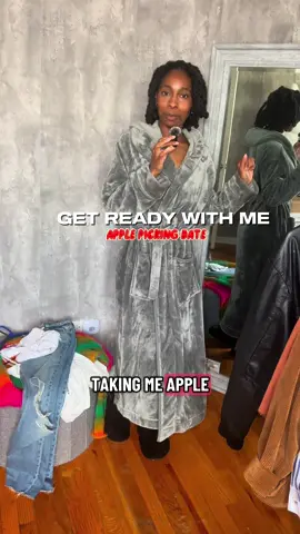 let’s go apple picking 🍎🍁#applepicking #applepickingoutift #getreadywithme #outfitinspo 