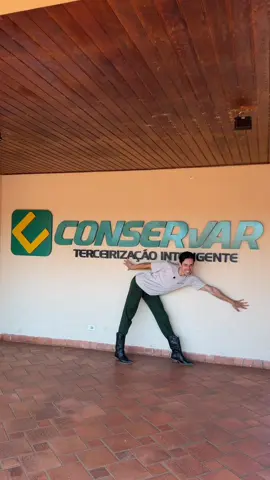 Segura essa: Terceirização Inteligente é com a Conservar!  Jardinagem tem! Portaria com vigilância treinada? TEM! Ronda 24h? TEM TAMBÉM! E ainda tem copeira servindo café com elegância para tirar até as urucubacas do escritório.  Na Conservar, você terceiriza com inteligência: funcionários treinados, com EPI, prontos para te atender. E se bater aquele medo de ação trabalhista… relaxa, que o jurídico deles resolve!  Presente em TODO o Brasil, com serviço do jeitinho que você precisa, sem passar pano.  Vem saber como deixar a sua empresa nas mãos de quem entende de limpeza, segurança, cafézinho e organização! #fyp #servicos 