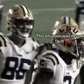 The cop really tried to set him up 🤦🏾‍♂️ #fyp #itzloadin #xyzbca #kyrenlacy #lsufootball 