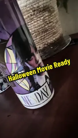 Movie night just got spookier! 👻🎬 Handcrafted tumblers inspired by classic Halloween movies — cozy or creepy, we’ve got you covered. Custom designs available! 🍬✨ COMMENT TO ORDER HalloweenTumblers #HalloweenMovies #HandmadeTumblers #CustomTumblers #SpookySeason #Fyp 