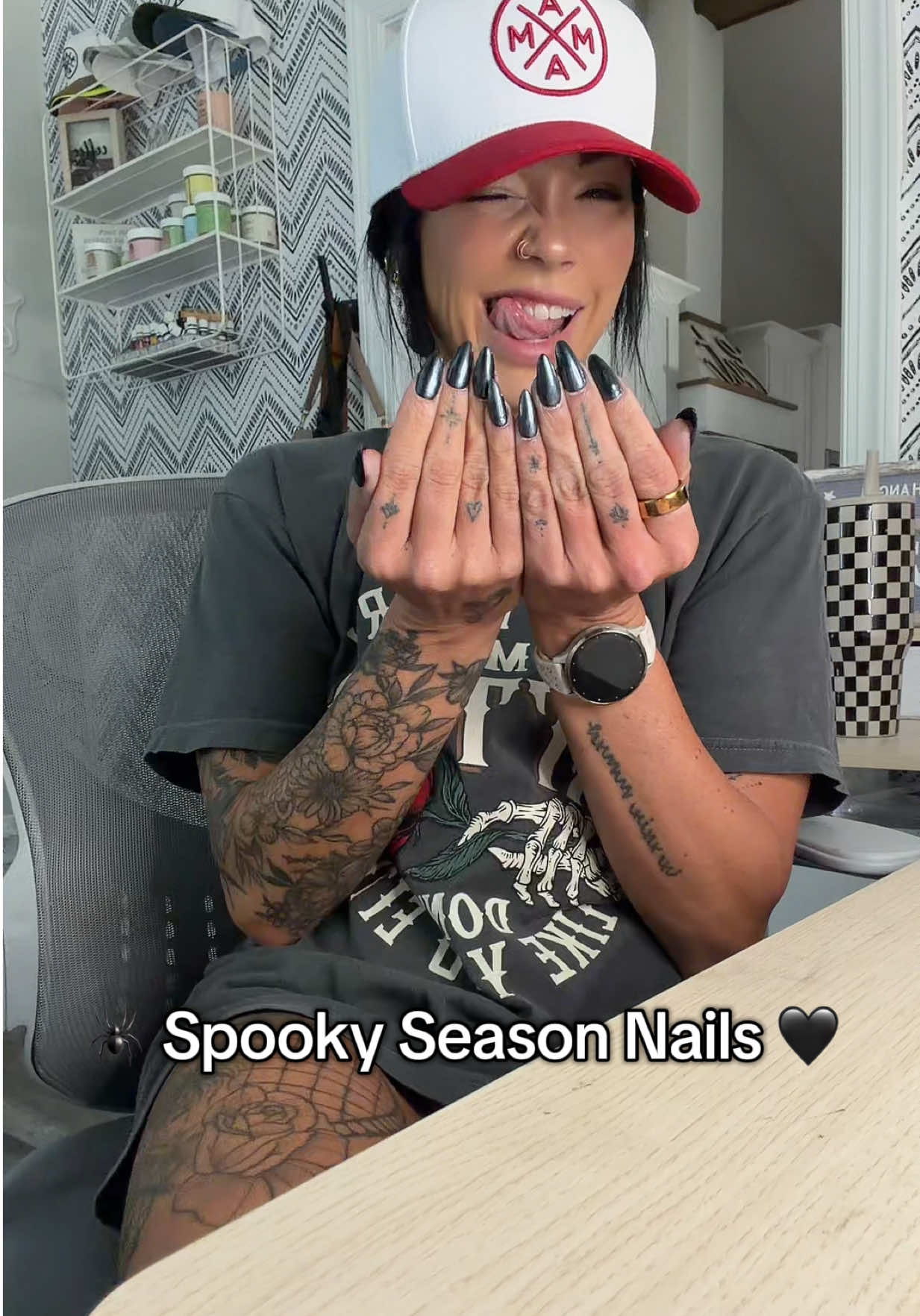 Black chrome 🖤 #nailinspo #blacknails #fyp #nailtok 