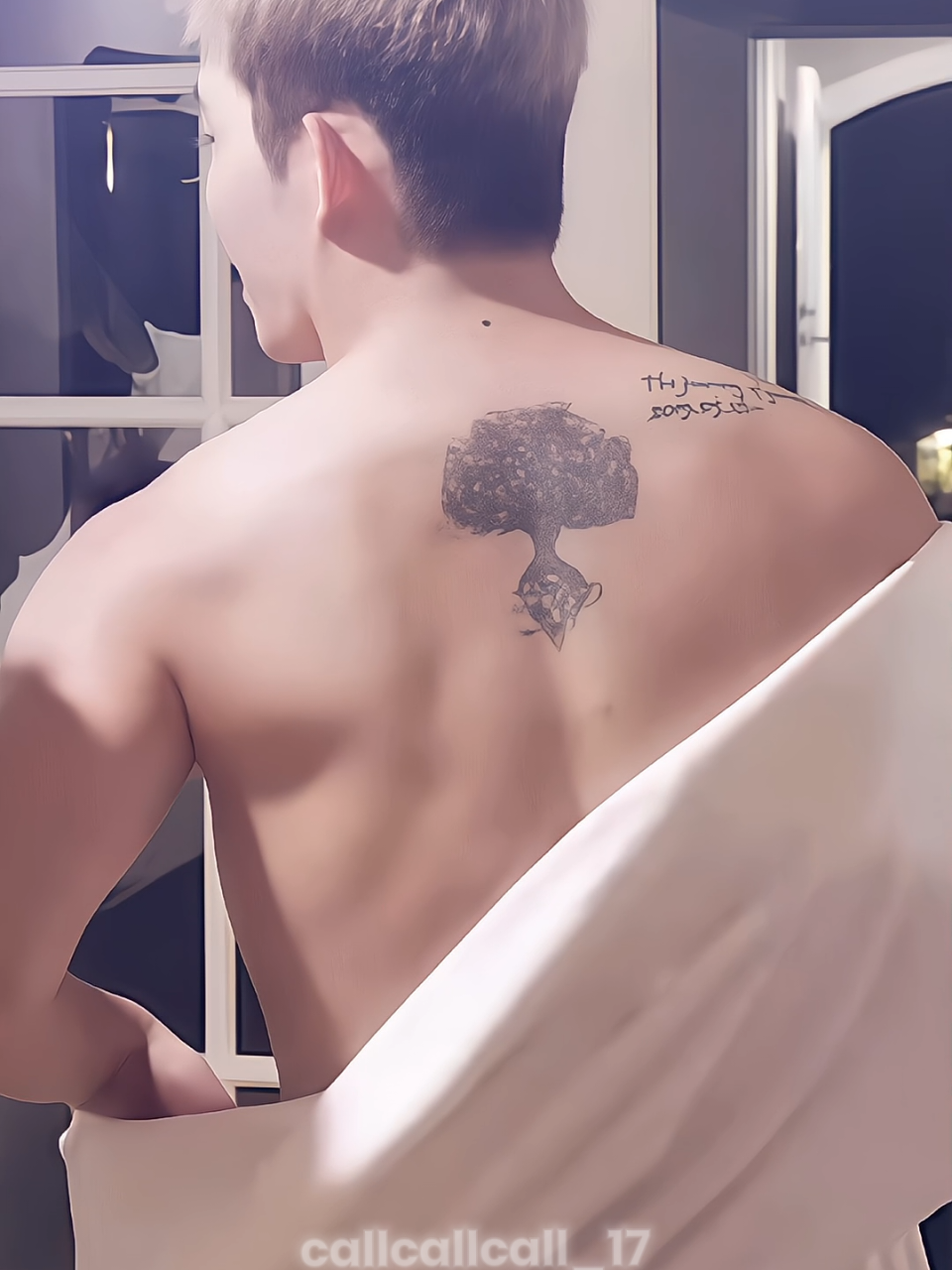 pria strong, tiap hari memikul pohon zaitun dan carat dipunggungny🥹✊️ . . . #scoups#choiseungcheol#seventeen#SVT#fyp 