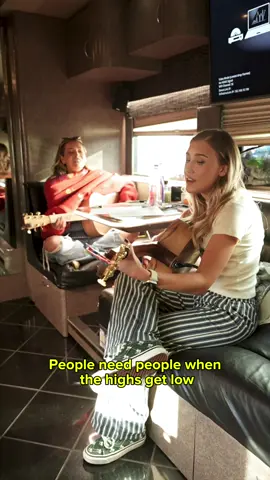 leave a comment if you remember this song from 2019 👀 bonus points if you can name the soundtrack it was on! #countrymusic #throwback 