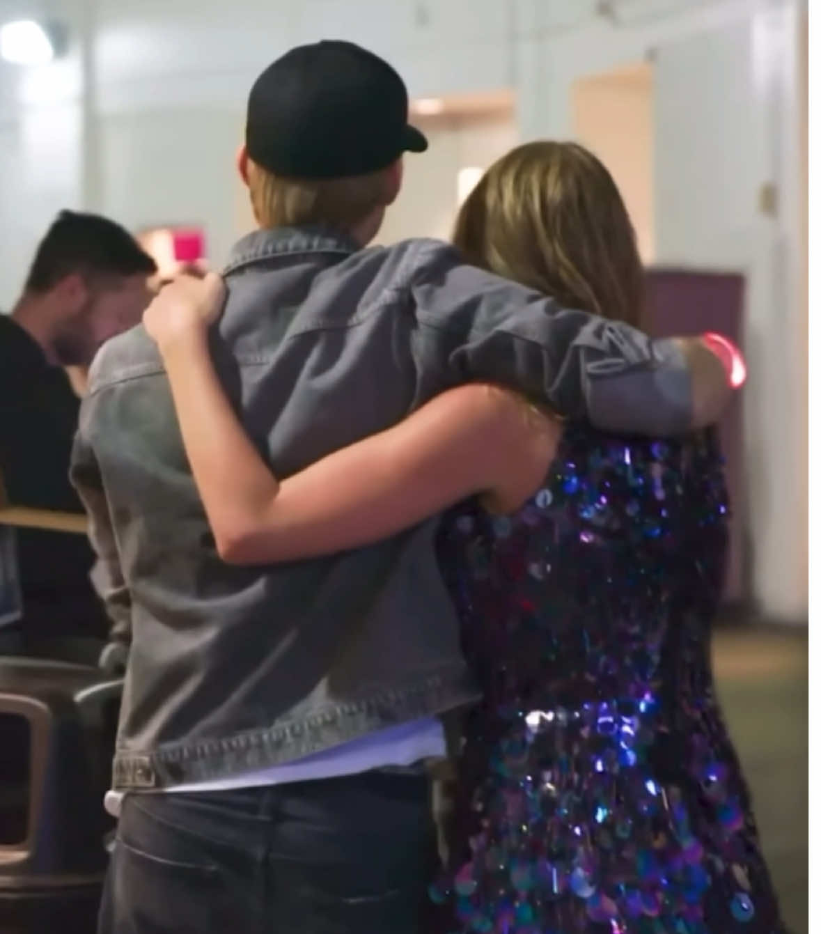 1. this idea is not mine, I saw someone else do this, but when I tried to find the video in my favs I couldn’t find it so if anyone knows the og creator please lmk 2. by no means should anyone take this as a way of me saying that she and joe are soulmates, it’s just an edit and I really REALLY hope no one takes it too seriously 3. holyyy homegirl got war flashbacks #taylorsversion #thelifeofashowgirl #joealwyn #edit #fyp 