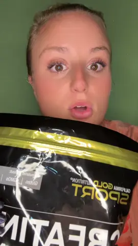 I call this my confidence juice 😎 one scoop and I’m unstoppable (for 45-90 minutes at least 😂) #GymHumor #CreatineCulture #FitnessFunny #GymTok #CreatineLoading 