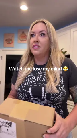 In their defense I probably should’ve gone to a room where there weren’t 4 children lol anyway, there’s a new design in the merch shop 😂 #jugglingthejenkins 