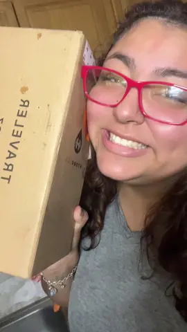 Yes I love my cup, but it made me look dumb😂😭 #hydrojugtraveler #hydrojug #hydrojuglife #review #funny 