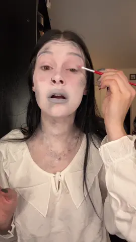Becoming the bent neck lady! 🖤 #31daysofhalloween #mysteryjewlerygirl #fypシ゚viral #mysteryjewelryjar #trendingvideo 