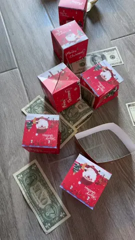 Surprise!! #surprisegift #christmasgiftideas #christmasgift #giftideas #gifts 