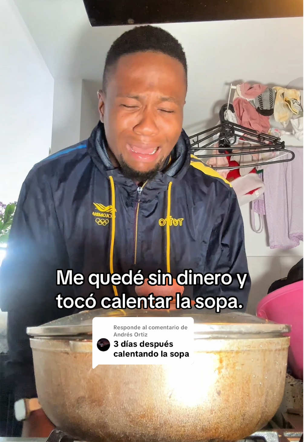 Respuesta a @Andrés Ortiz parte 2. Yo tres días después de haber recibido quincena. Tocó calentar la sopa.  #😂😂😂 #CapCut #humor #comedia #rodahumor 