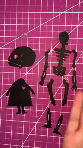 Watching SCREAM and making shadow puppets is a top tier experience. This is Little Death! She’s included in the October kits for the shadow puppet club. I’m a big fan of her 💕💀 . . . . . #shadowpuppets #puppetry #papercraft #DIY #overheadprojector 