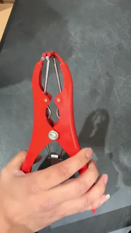 Fingers hurting? Try this balloon expander 🎈 make glitter balloons so much easier with this tool 🛒 Find more balloon accessories at great prices in store and online 🔗 link in bio #balloonaccessories #balloondecor #balloonartist #balloontiktok #latexballoons 