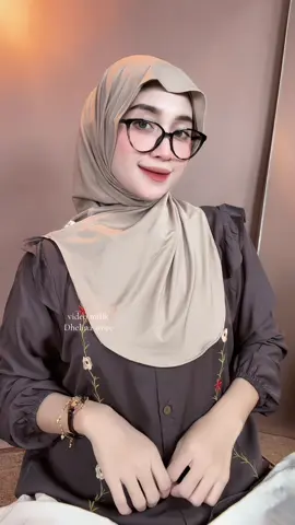 Rekomendasi hijab instan meleyot 2in1,warna coksu cakep bgt☺️ #hijabinstan #hijabmeleyot #hijab2in1 #hijabkekinian #hijabmurah 