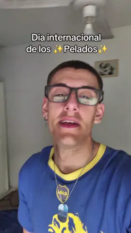 FELIZ DIA PELADOS!! #argentina #humor #imitador #talentotiktok #pelado 