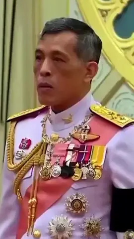 king of Thailand  #weird #news #thailand #king 