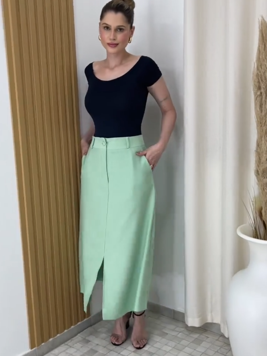 Saia Feminina Com Bolso Alfaiataria Cintura Alta Copie e cole o link no seu navegador 👇👇 https://s.shopee.com.br/30fCLx4dKY #saiamidi #modacrista #modaevangelica #saiaalfaiataria #saiacombolso 