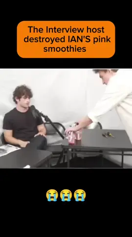 IAN'S smoothie gets destroyed. 😭😭😭😭 . . #matan #ian #podcasts #podcastclips #podcast 