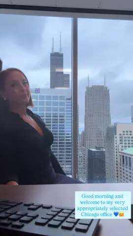 Putting the visiting Sports Lawyer in the office with a client related view? I love that lol nice job, law firm. ❤️#sports #baseball #attorney #latina 