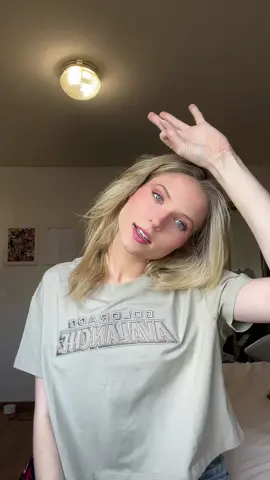 A trend for vertical actors??? Count me IN #verticals #acting #banquetscene #putafingerdown #trend 