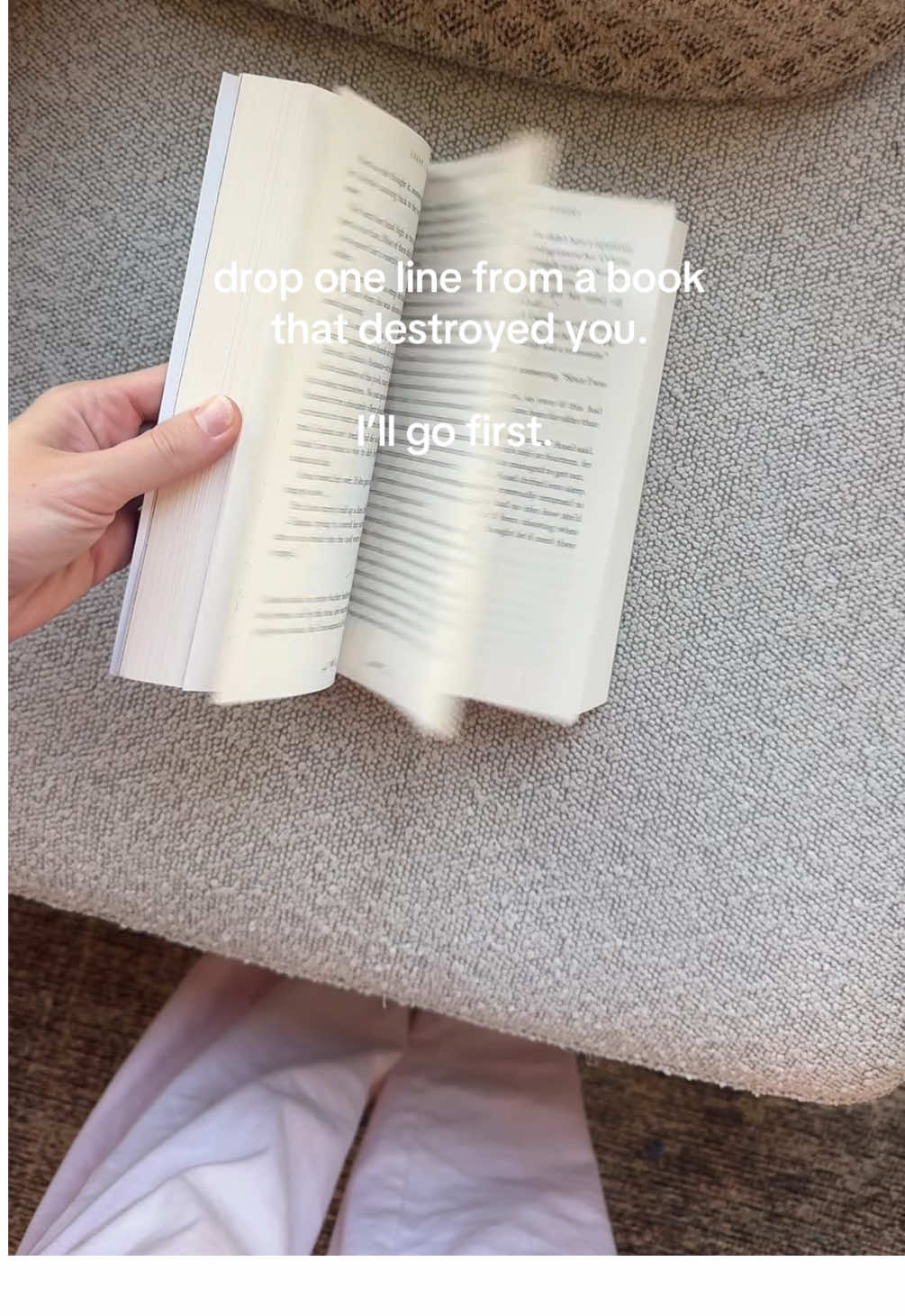 Let me hear them 😭 #BookTok #booktoker #bookish #bookfyp #fyp 