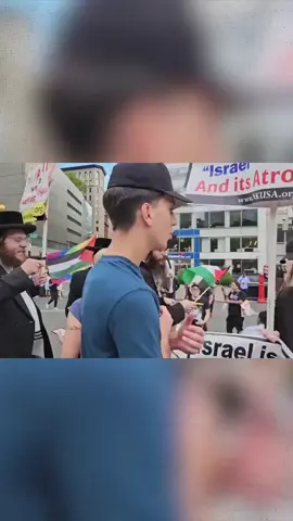 مواجهة بين صهيونية مقابل يهود في مظاهرة لغزة .. .. Zionest Vs Jews in a stand for Palestine 🇵🇸 march in NY city  #فلسطين  #الشعب_الصيني_ماله_حل #اكسبلور #palestine #اسرائيل 