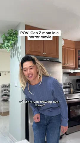Gen Z mom in a horror movie 🤣 #pov #comedy #genz #halloween #horrormovie 