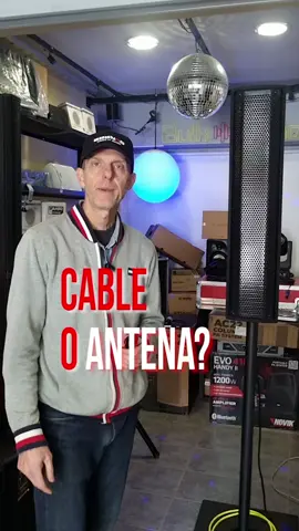 Cables de audio de diferentes calidades !!! Atento, utilizá buenos cables, no desperdicies un buen sistema de sonido 👆😉 #AUDIO  #SONIDO  #dj  #sonideros #SYGNOS 