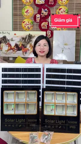 Combo 2 đèn năng lượng mặt trời, công suất 5000W, chống nước IP69, tiết kiệm điện năng, thân thiện môi trường #hangxinhtuoi #dennangluongmattroi 