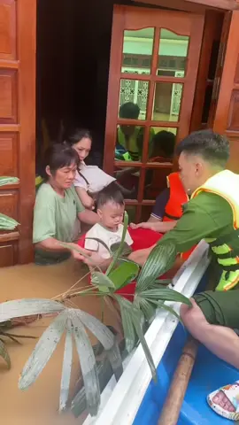 Tôi không biết tên họ là ai , Nhưng tôi biết họ vì ai mà đến 🥰🤩
