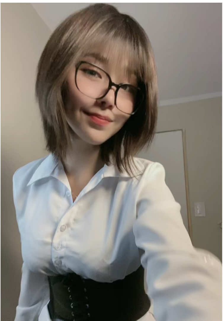 Holaaaaa #paratii #tiktoktrend #LIVEIncentiveProgram #LIVEwithlowfollowers #PaidPartnership 