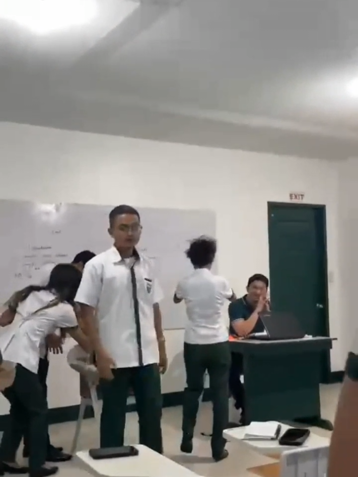 part 1: hindi niya po alam anong nangyayari that time HAHAHAHAH #happyteachersday 
