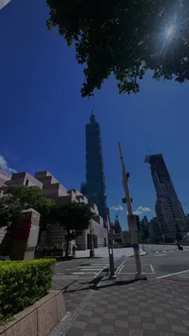 masyaallah tabarakallah ,ketika kita bisa menjalankan ibadah sholat 5 waktu dan kita hidup di negara mayoritas non muslim ,termasuk rizky yg sangat berharga#foryoupage #anakrantautaiwan🇲🇨🇹🇼 #jagasholat5wktkita🕌 