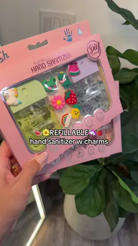 #tiktokmademebuyit #handsanitizer #fypage #stockingstuffer 