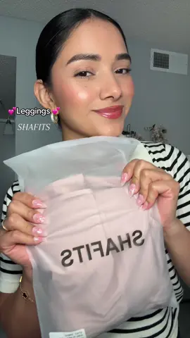 Thank u 🥰💕 @SHAFITS Official  #shafitsleggings #leggings #gymleggings #ropadeportiva #fyp 