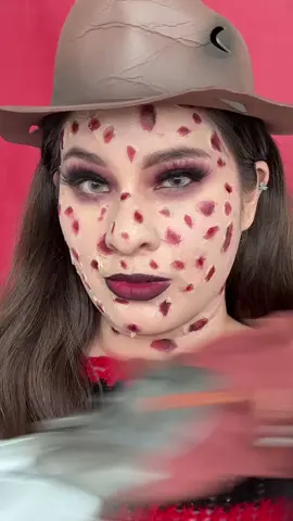 3/10 ❤️🔪 Freddy Krueger #fyp #maquillajehalloween #freddykrueger #maquillaje #halloween 