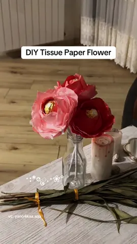 An easy gift of sweet intentions  vc: @yano4kaa  #creatorsearchinsights #diygift #paperflowers #sweets #giftideas 