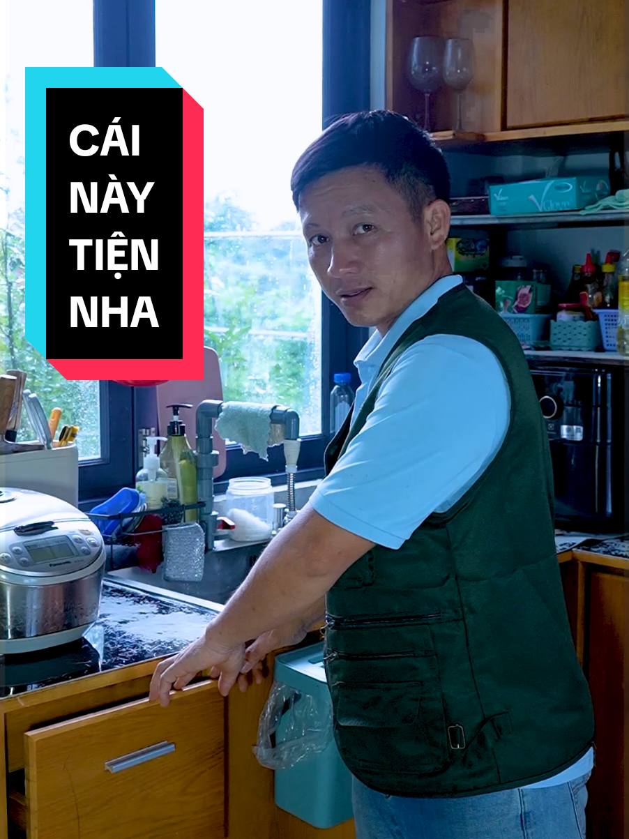 bây giờ có máy xay tiêu muối thế này tiện lợi cho chị em nha. #binhdiennang1 #mayxaytieu #mayxaytieucamtay #deerma #mayxaymuoi 